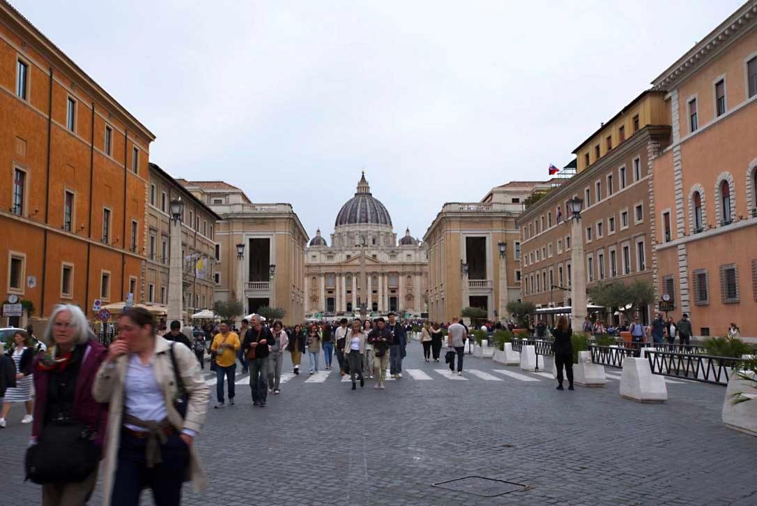 St. Peter' Six &